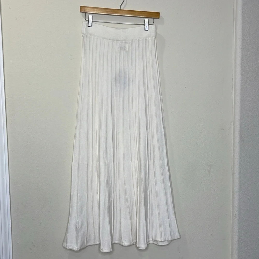 American Glamour Badgley Mischka Knit White Maxi Skirt